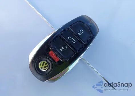 2013 Volkswagen Touareg Tdi Sport z USA, uszkodzony, nr VIN WVGEP9BP1DD004567